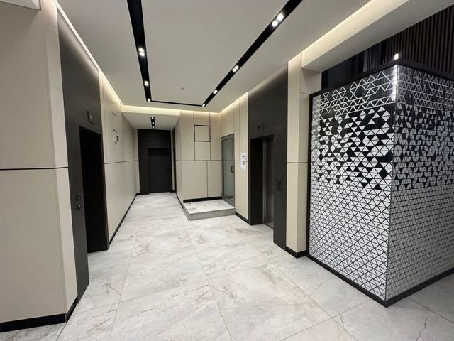 Modern & Quiet 1BR Near Center + Private Parking