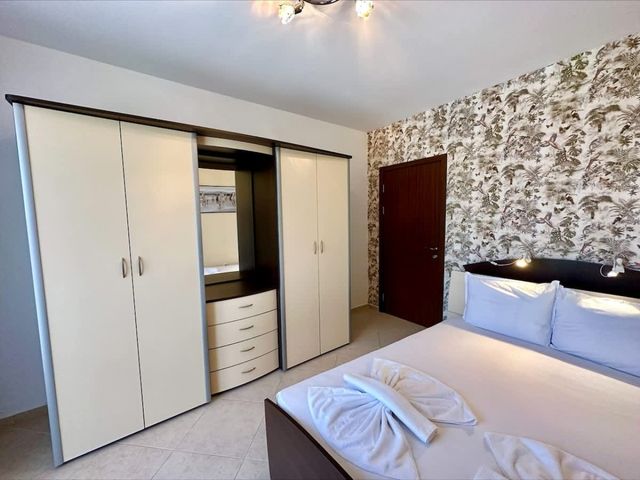 Cozy apartment for 7 people in Cascadas