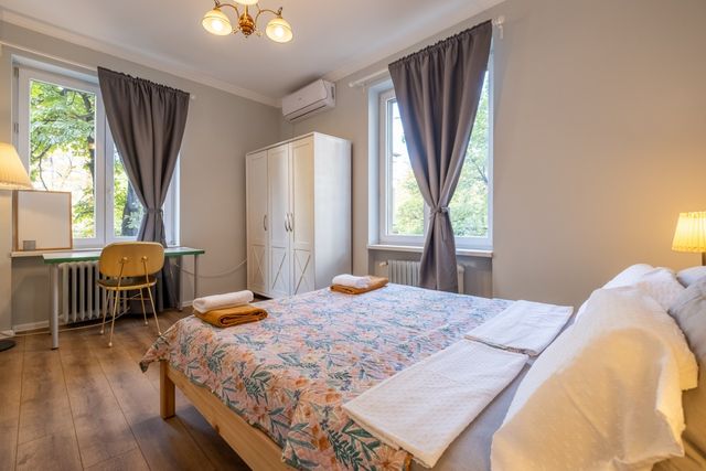 Great Central Cozy Apartment