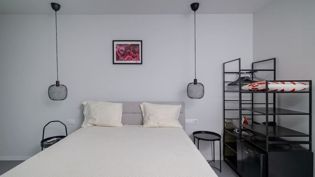 Aviva City Stay – Noir Studio - Photo 3