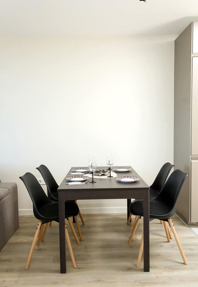 Sea View 1BD Modern Flat in Chayka