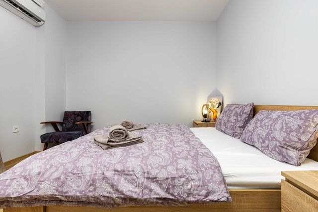 Cozy Floor from a House Near the City Center