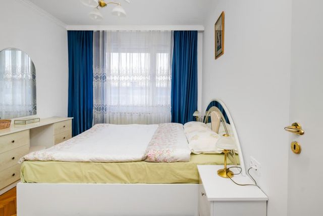 Cozy 2BD Apartment close to South Park