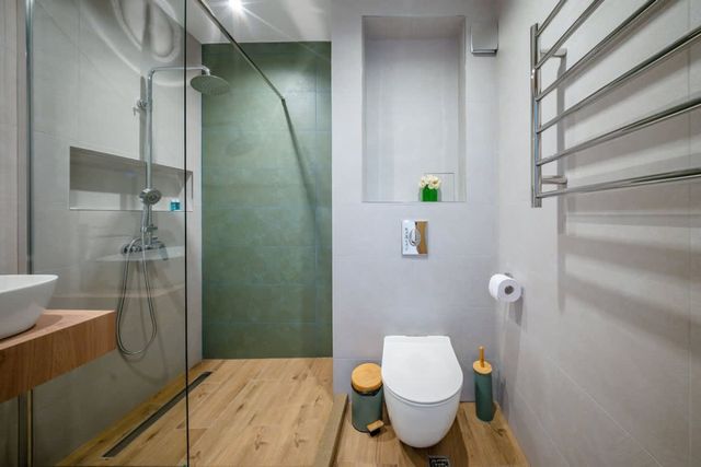 Green Haven Under the Roof