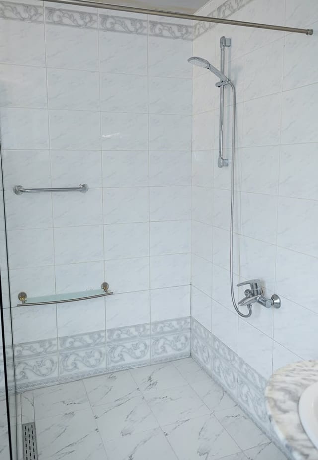 3BD Maisonette with Sea Views - Next to Sea Garden