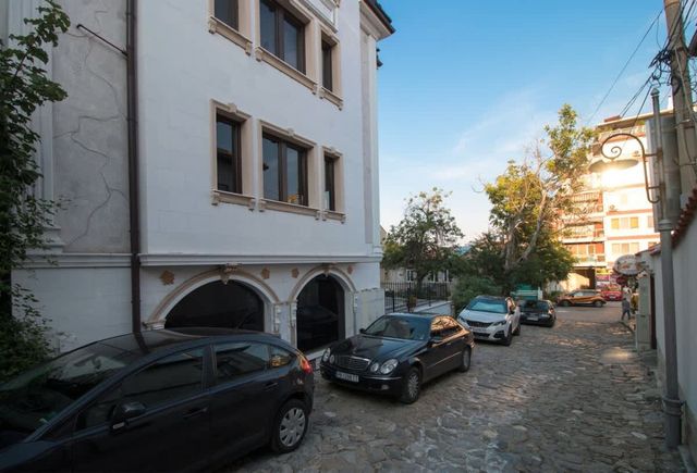 Spacious 2-BDR Loft in House - Old Town Plovdiv