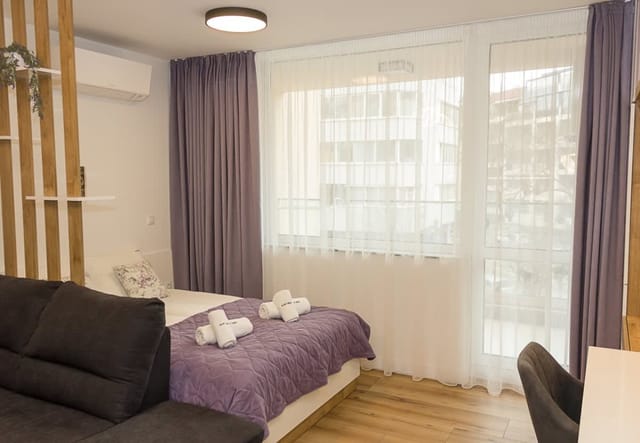 Modern Seaside Retreat 1BD Apartments