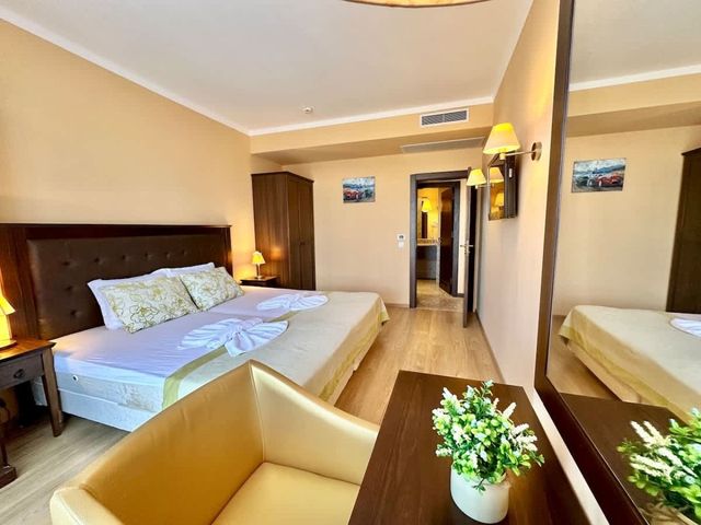 Cozy two bedroom in Royal Beach