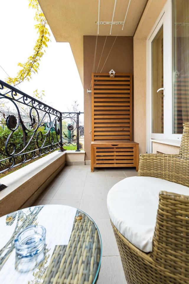 Bright & Cozy 1BD Flat with a Terrace and Parking