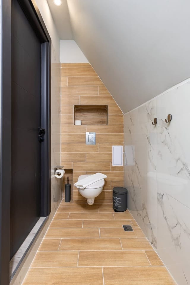 Central Apartments with Garden view - Apt No. 7