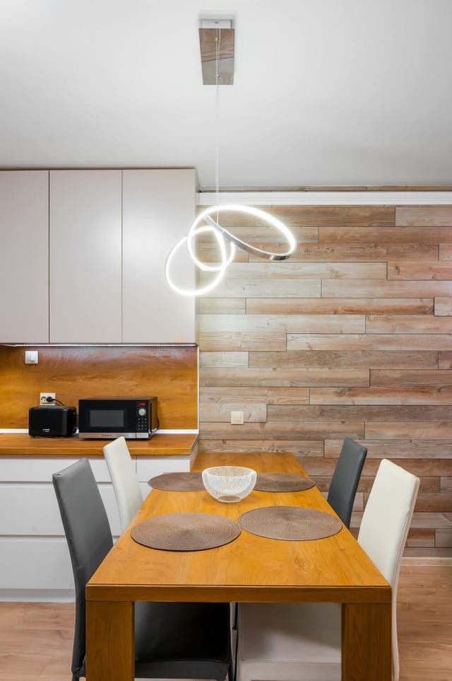 Urban Elegance at Its Finest Stylish 1-BD Flat