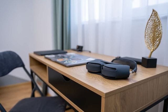 City Center Perfect: 1BR Apartment