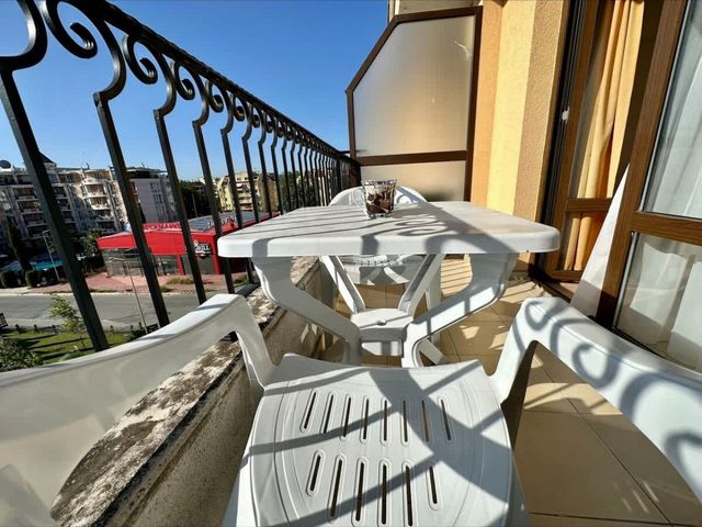 Cozy studio with balcon  Royal Sun