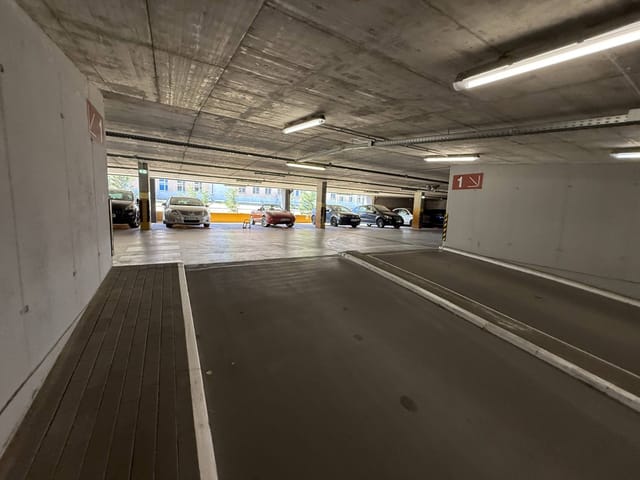 Big 5 Story Parking with security