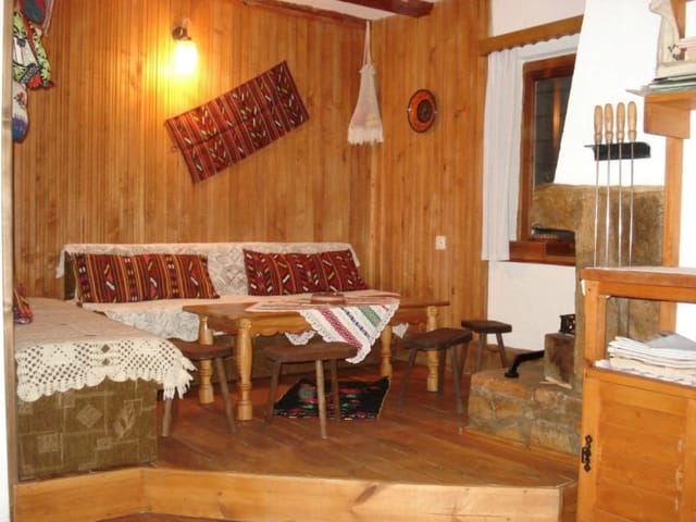 Old Marko's House Park and Lounge