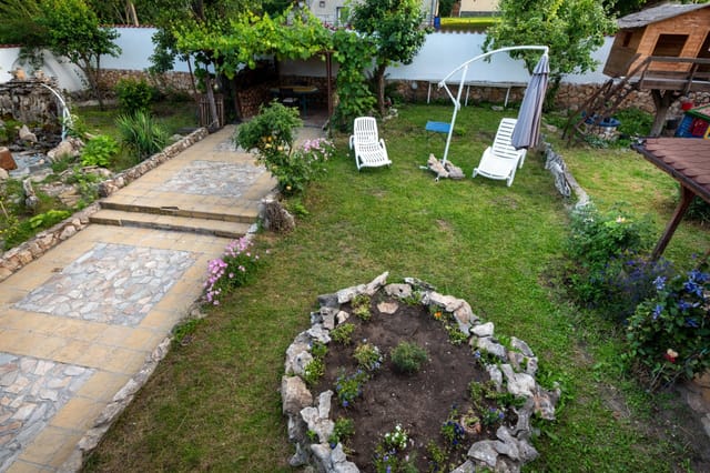 Modern and Cinematic Villa in the area of Sofia