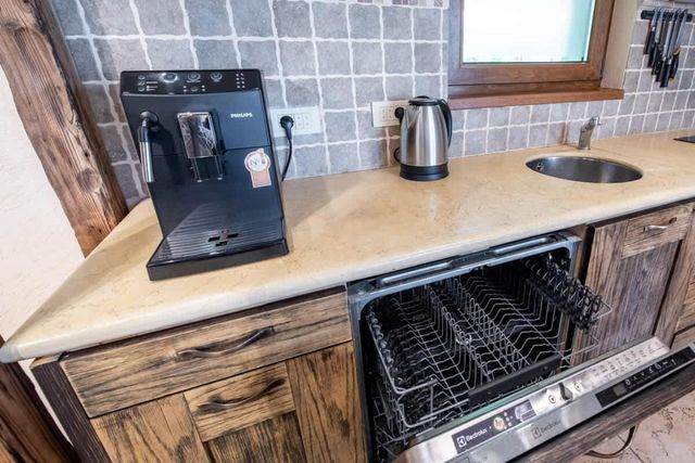 Villa Cook - Sea View / Heated Pool 10ppl@Balchik