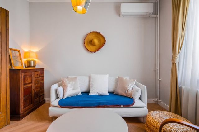 Modern, Spacious 2BD Flat - Prime Sofia Location