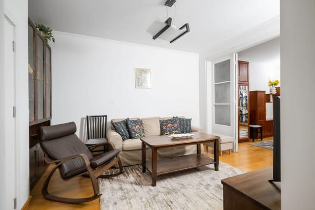 1BD flat with Desk on Russian Monument Square