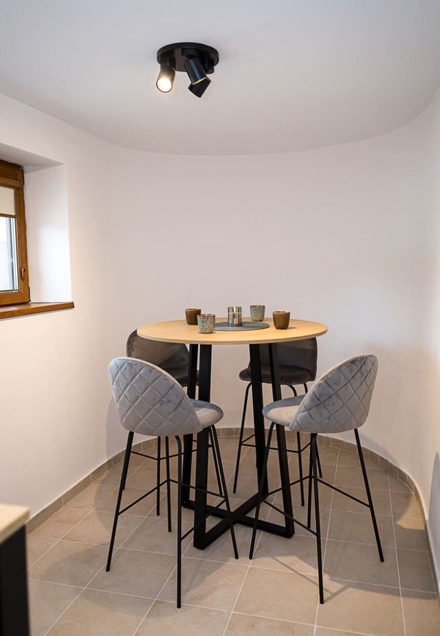 Private Villa with 5BD, Pool & Stunning Sea Views