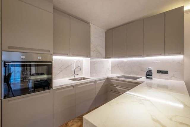 SOFapart Stylish & Fancy Place | 1 BDR