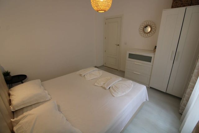 Cozy 2 bedroom apartment in Flores Garden