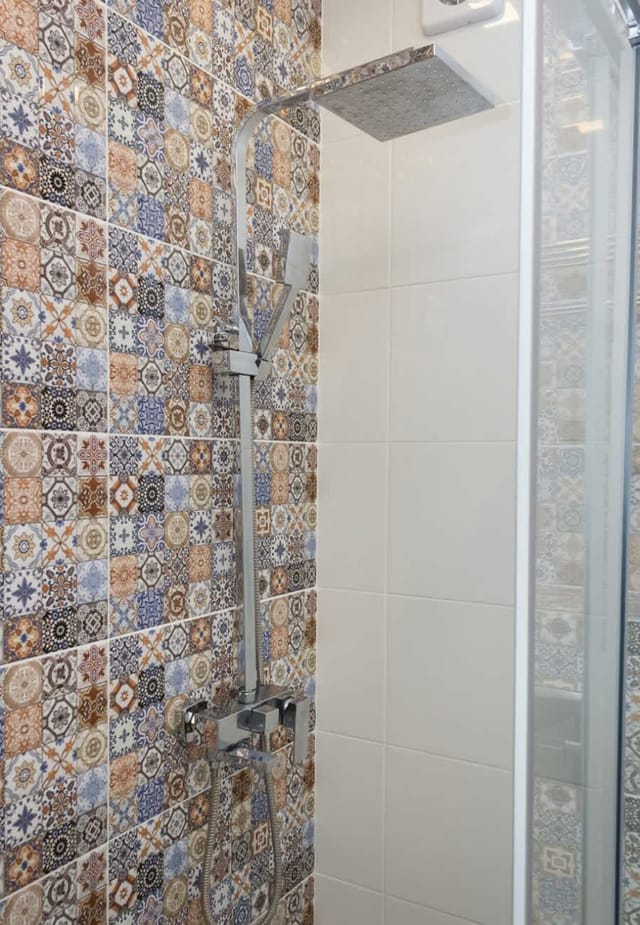 | AcriliC | One-Bedroom Flat with Balcony