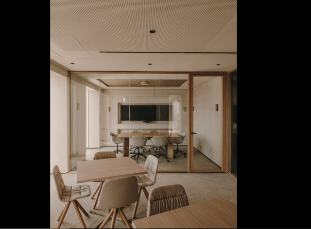 Torre Picasso Offices