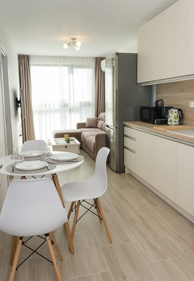 Modern Haven in Varna : Retreat with Chic Ambiance