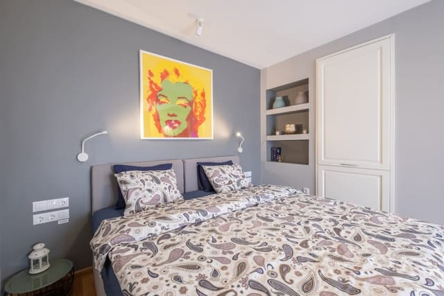 High-end Designer Studio - AC + Parking