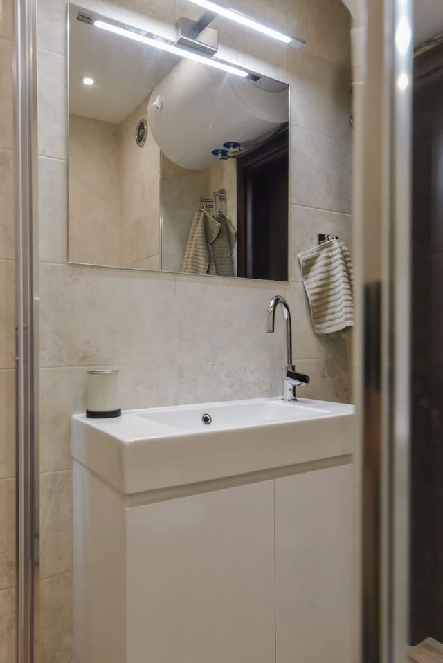 Stylish 1BD Flat + Elevator & AC | Heart of Sofia