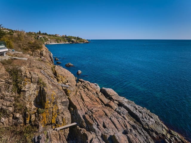 Loft-Style Studio Apartment on the Beach