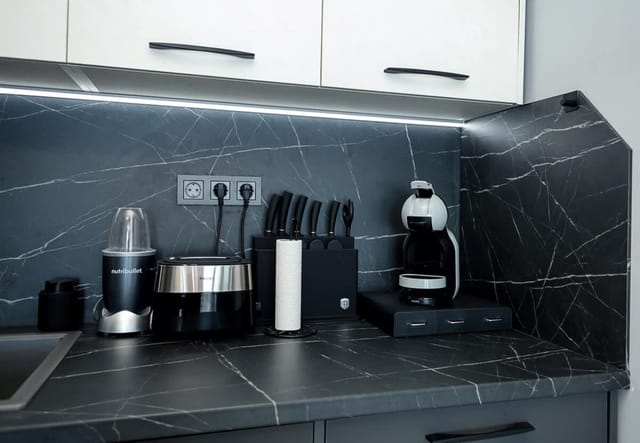 Royal View –Luxury 2BR Apartment with Sea Panorama