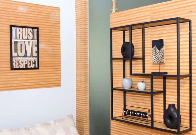 Modern Comfort in Central Varna with WorkSpace