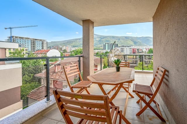 Tropicana Penthouse – 1BD Free parking