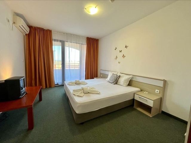 Warm and welcoming apartment in Marina Cape