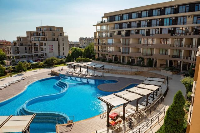 Luxor Classic Studio