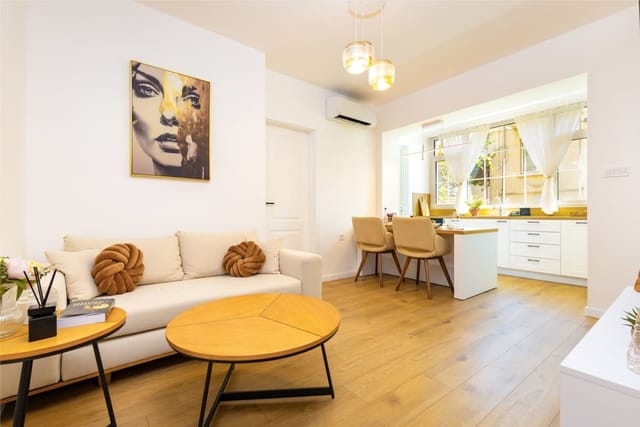 Happy People Plovdiv 1-BD Apartment - White