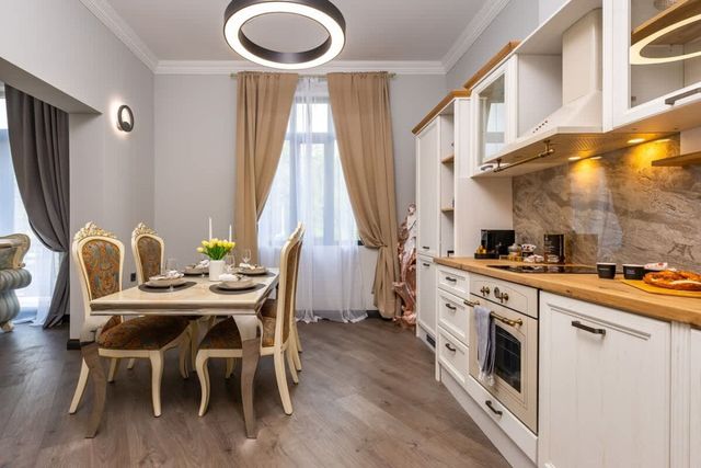 Central Apartments with Garden view - Apt No. 3