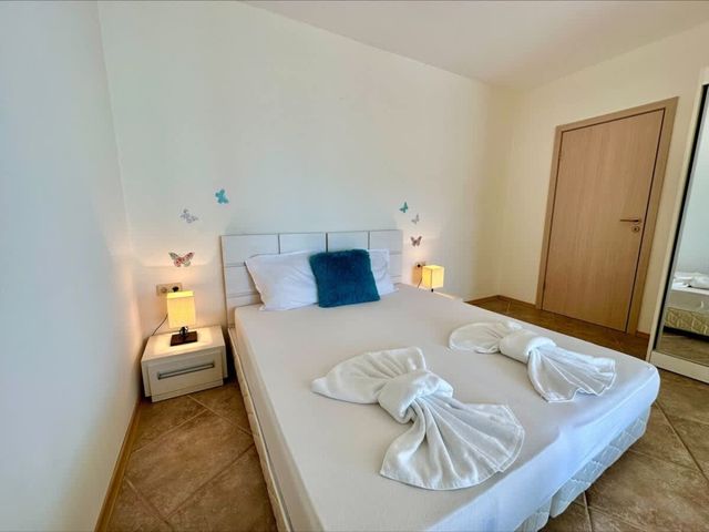 Aheloy Palace - Luxury apartment for 5 person