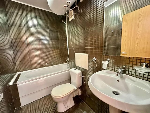 Cozy Apartment with Balcony  Royal Sun