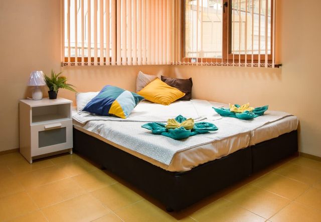 The Rocky House - Central & Private 2BDR