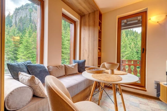 Mountain Luxe Studio