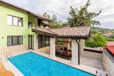 *Villa Apple* 3 BR Luxury Villa PRV pool & BBQ