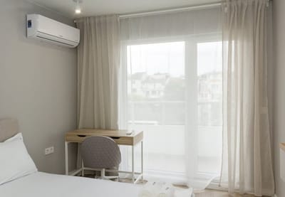 Sea Garden Varna - 2BD Flats with Desk & Balcony