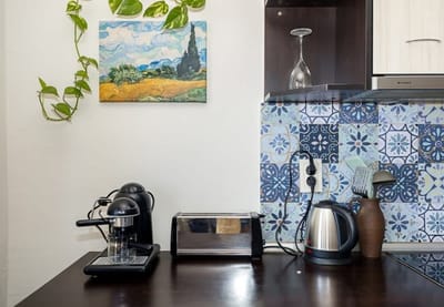 Cozy Sea-View Flat with Balcony in Galata, Varna