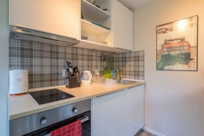 Enjoy The Ride | 2-BDR Lozenec Central Apartment