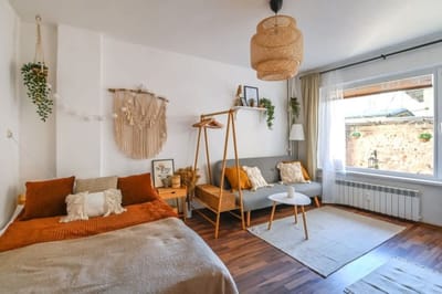 Cosy&Art 1BD Apartment next to Slaveykov Square