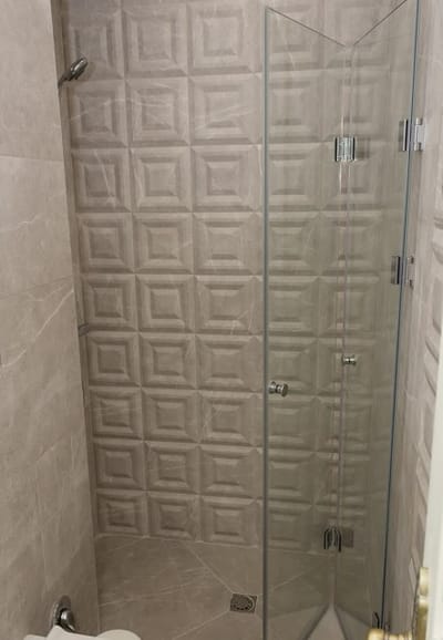 2BD Home In The Heart Of Varna with Parking - Blue