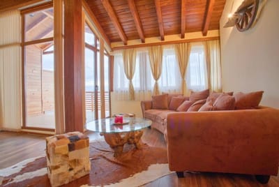 Stylish Two-Level Apartment in Bansko